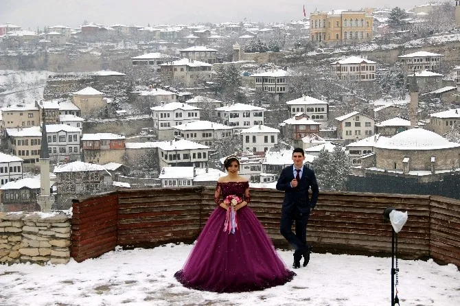 Safranboluda Kar Bir Başka Güzel