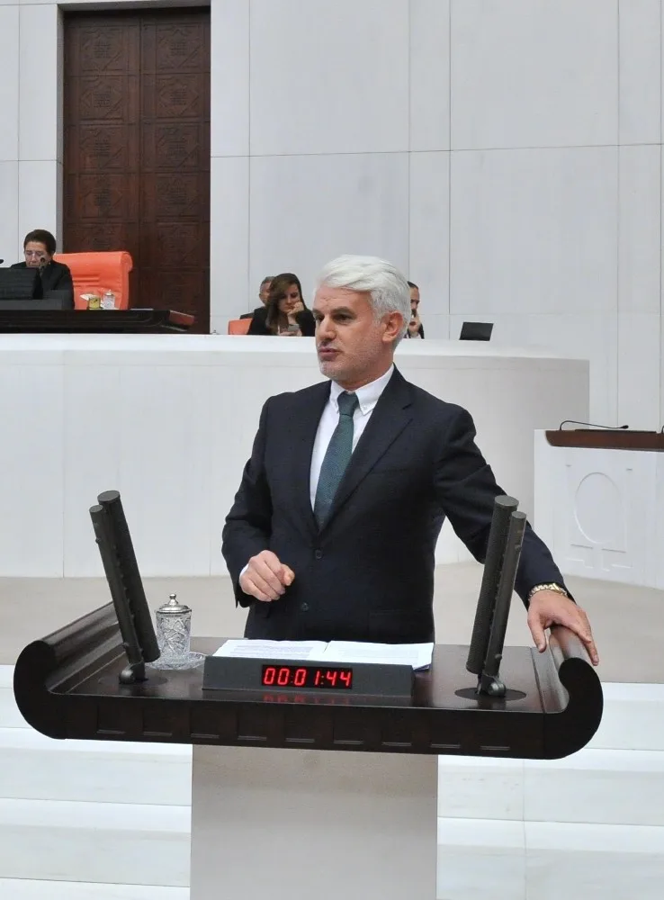 Şahin: “Muhtarlarımız Demokrasinin Temel Taşıdır”