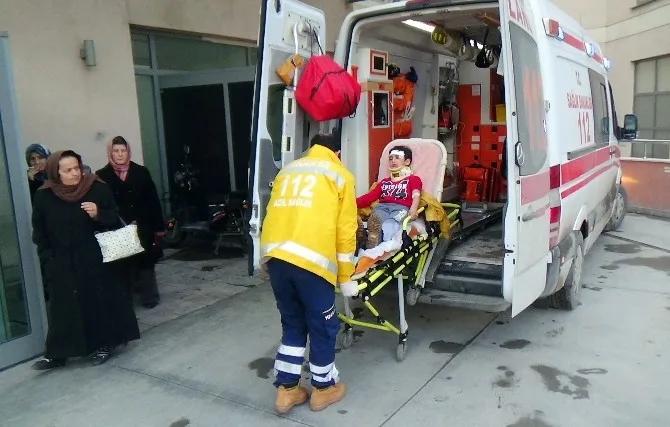 Sakaryada Trafik Kazası: 5 Yaralı