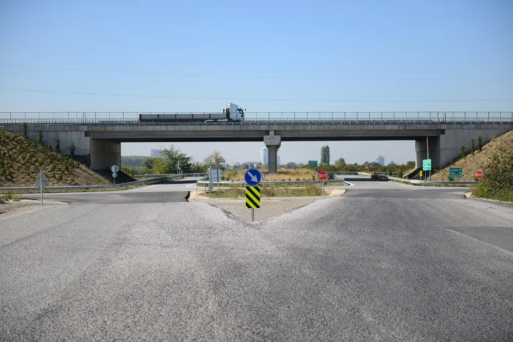 Samanlı Trafiğine Neşter