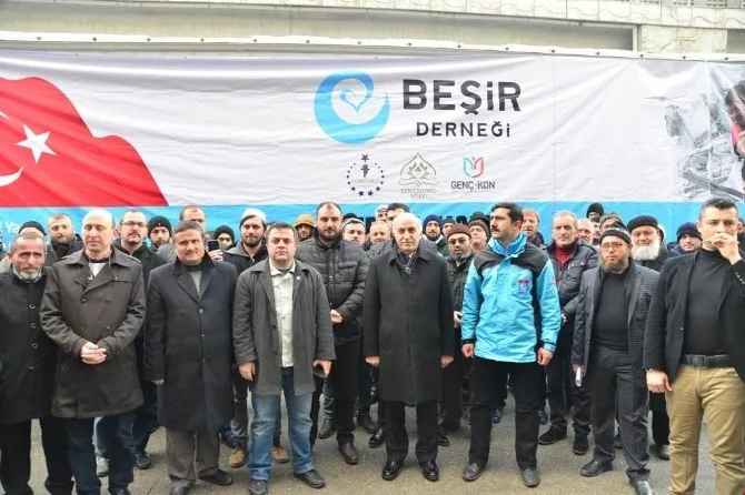 Samsundan Halepe 8 Tır Yardım