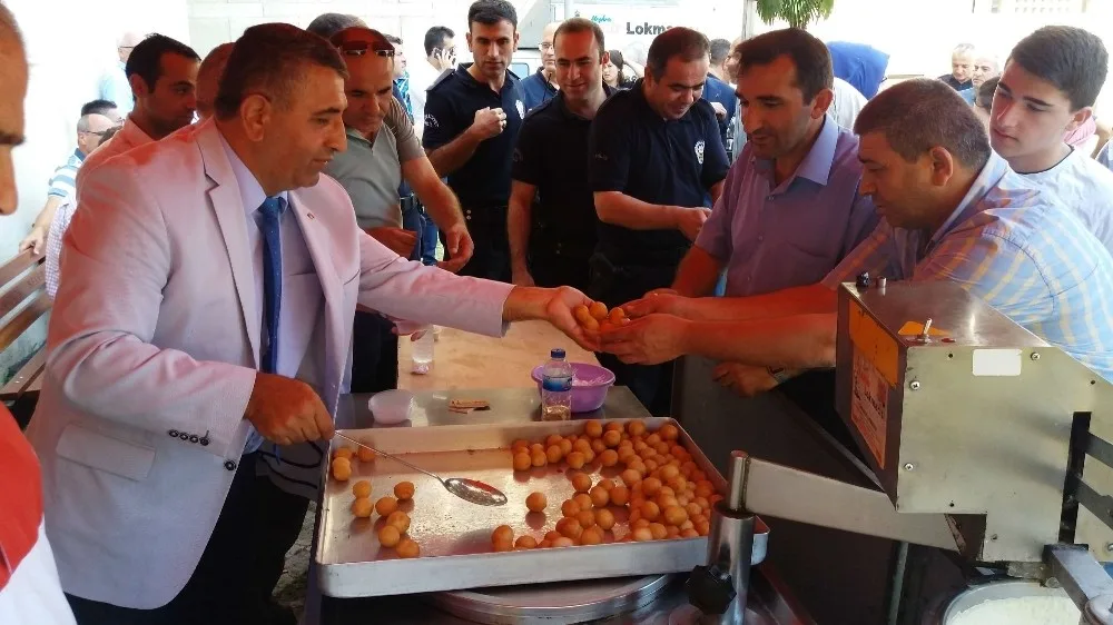 Savcı Şehitler İçin Lokma Döktürdü