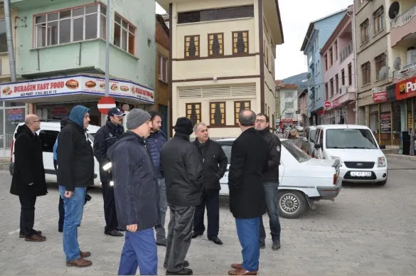 Simavda Trafolar Boyanıyor