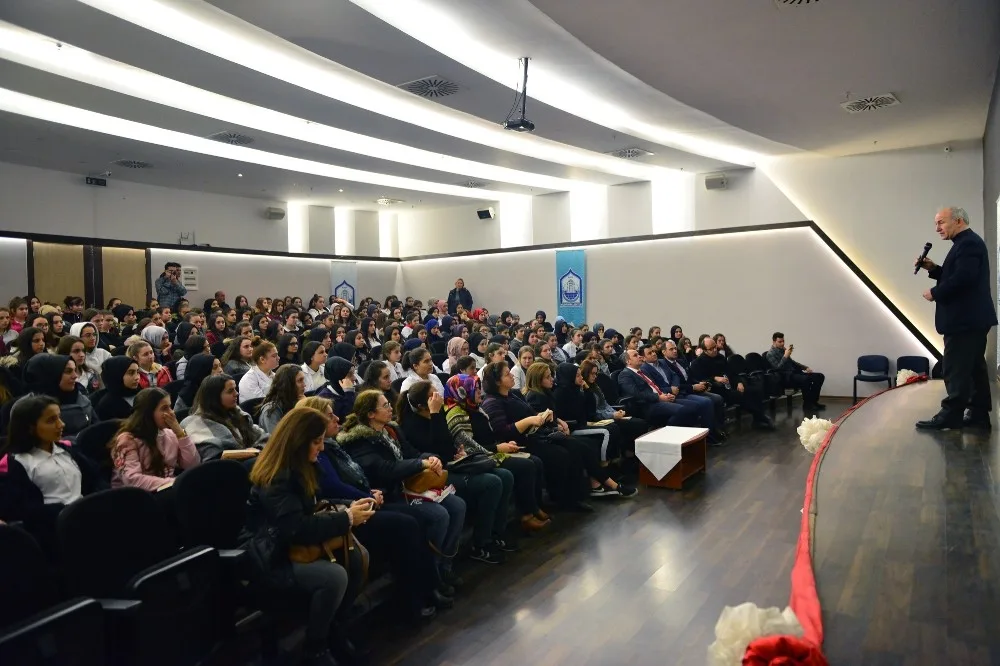 Şimşirgil: “Tarihimiz Kadar Destanlarımızı Da Kaybettik”