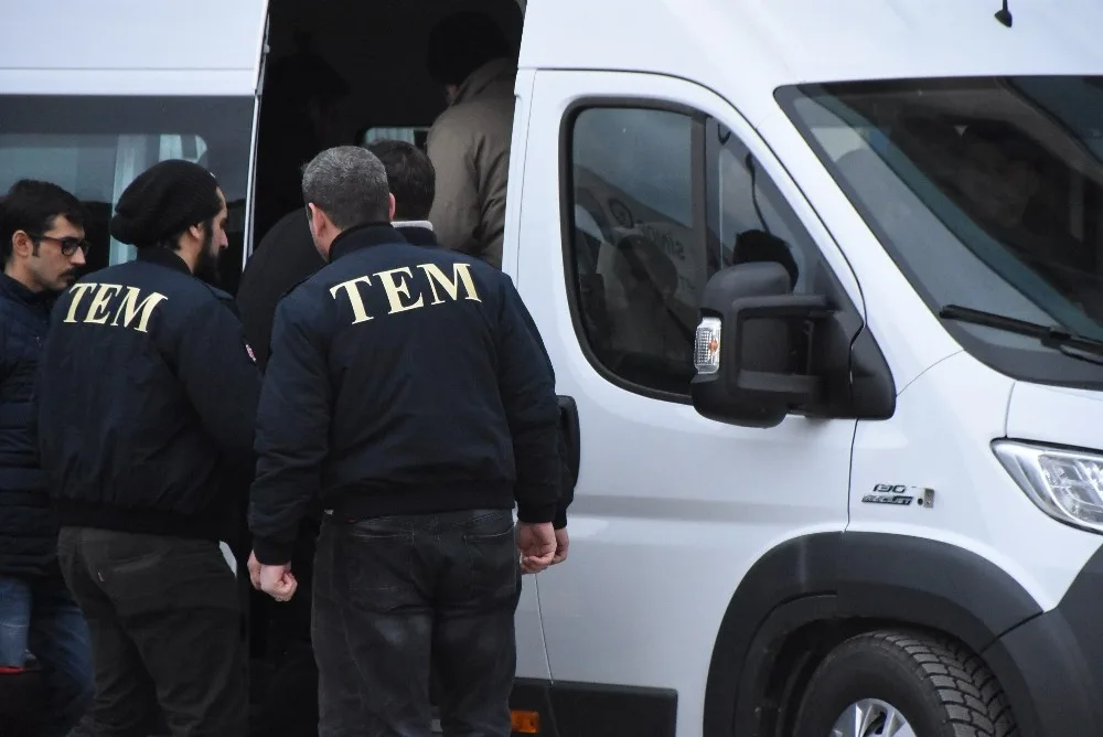 Sinopta Başhekim Ve Eşi Gözaltına Alındı