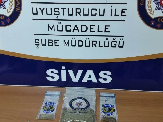 Sivasta Uyuşturucu Operasyonu: 3 Gözaltı