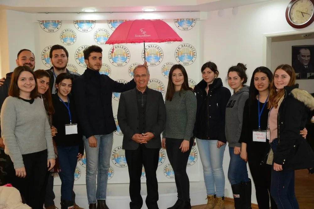 Sosyalben Derneği Gönüllülerinden Başkan Acara Ziyaret