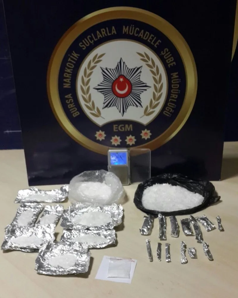 Şüphe Üzerine Durdurulan Araçtan 326 Gram Metamfetamin Çıktı