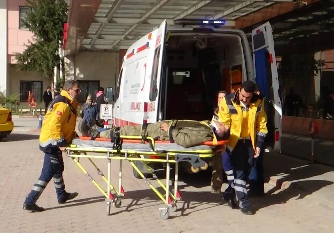 Suriyede Çatışmalarda Yaralanan 13 Öso İle 1 Türk Askeri Kilise Getirildi