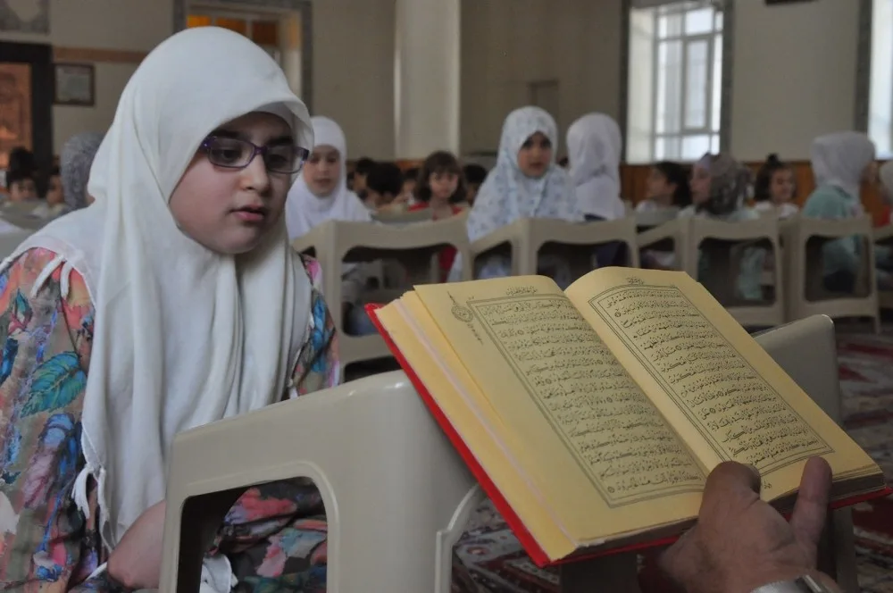 Suriyeli Çocuklara Kuran Eğitimi