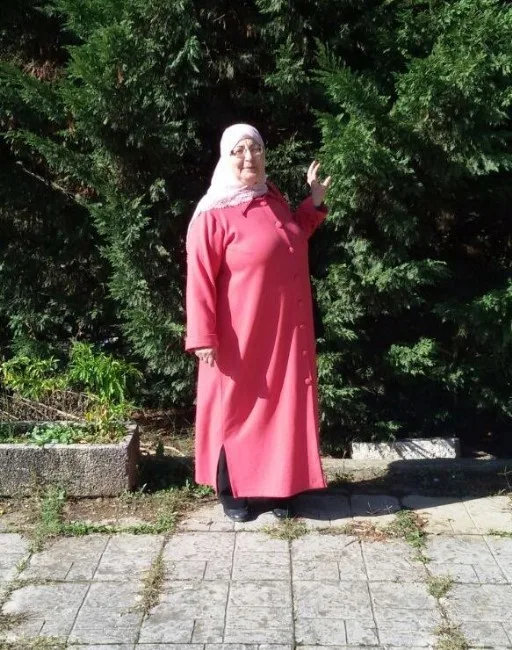 Suriyeli Kimya Mühendisi Kadın, Hurmalı Tatlı İle Dilenciliğe Savaş Açtı