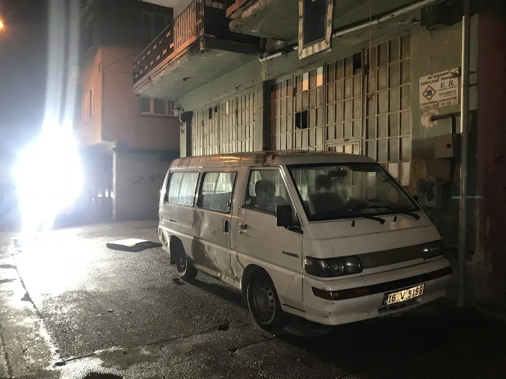 Suriyelilerin Yaşadığı Eve Molotoflu Saldırı