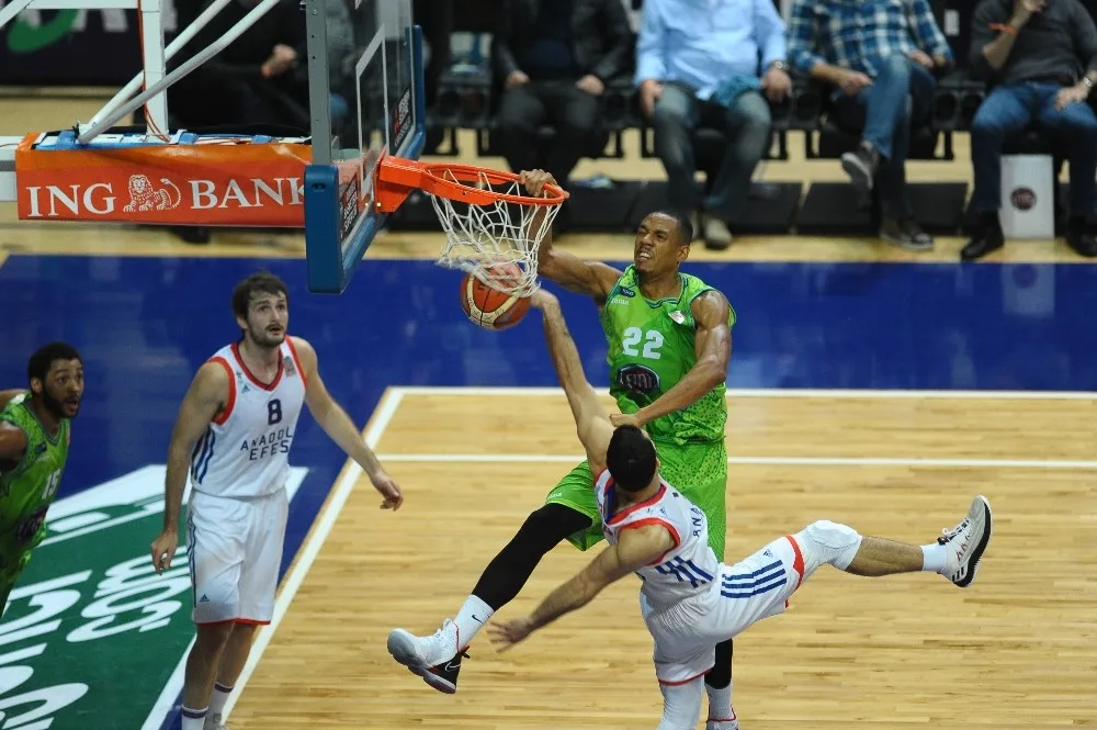 Tahincioğlu Basketbol Süper Ligi: Tofaş: 80 - Anadolu Efes: 69