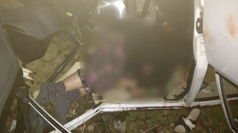 Takla Atan Otomobil Hurdaya Döndü: 1 Ölü, 4 Yaralı