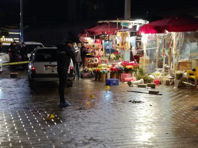 Taksim Meydanında Çiçekçiler Kavga Etti: 2 Yaralı