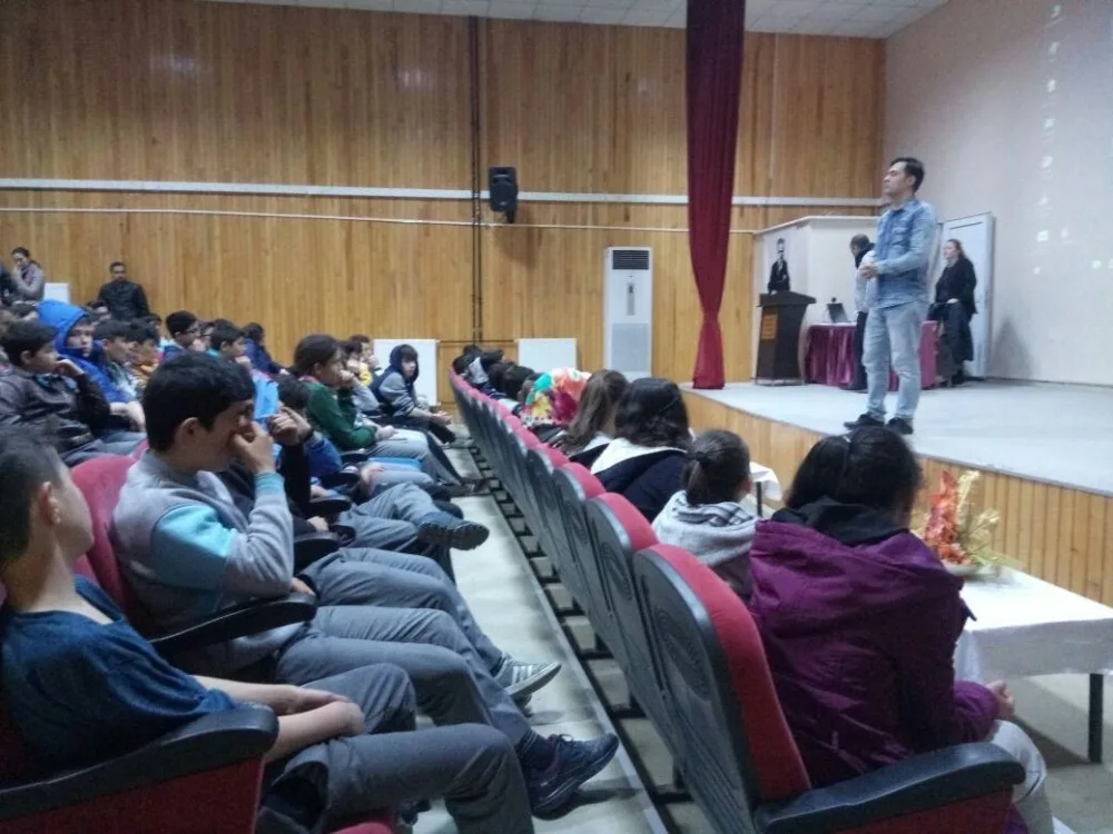 Tarih Turunda 3 Bin Öğrenciye Ulaşıldı