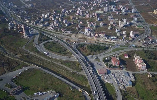 Tekkeköydeki Viyadük Ve Kavşak Çalışmasının Yüzde 49U Tamam