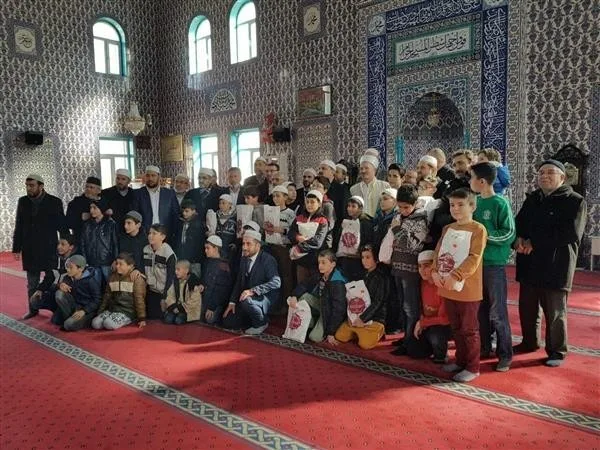 Tevhid Camiinde “Haydi Çocuklar Namaza” Kampanyası
