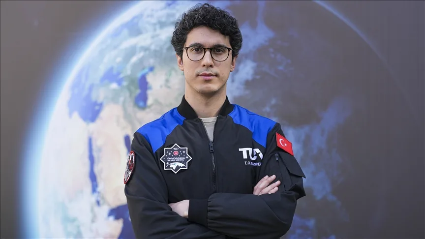 Türkiye'nin ikinci astronotu Atasever, uzay yolculuğunu "VSS Unity" aracıyla yapacak