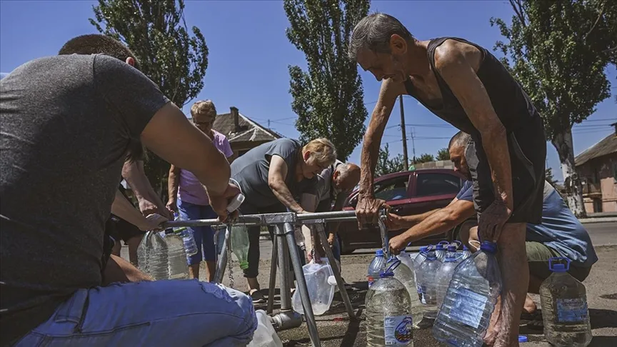 Ukrayna'daki Kahovka HES'in patlatılmasının ardından Marganets kentinde su sıkıntısı yaşanıyor