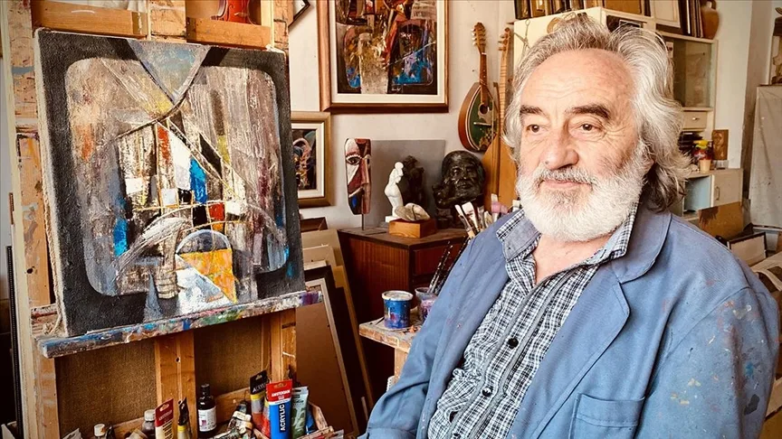 Bulgaristan'da Türk kökenli ressam Kamber, sanat hayatının 50. yılında atölyesinin kapılarını açtı