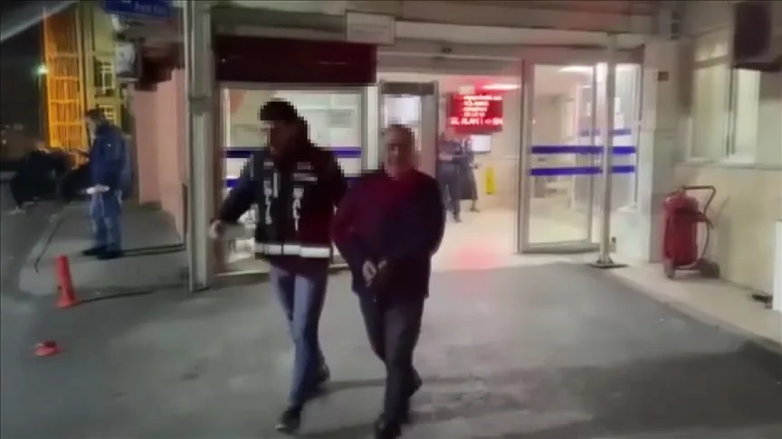 Deprem bölgesinde yıkılan binalara ilişkin 3 müteahhit İstanbul'da tutuklandı