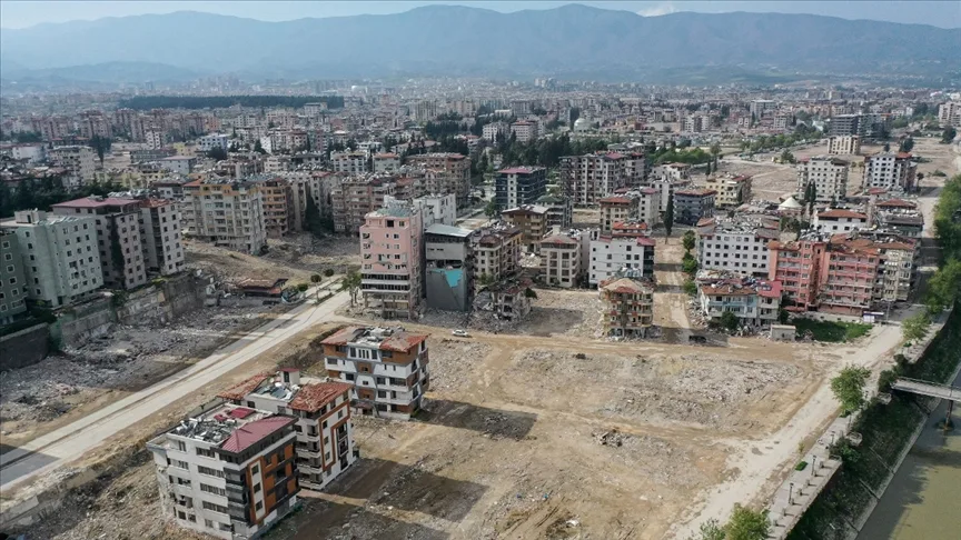 Kahramanmaraş merkezli depremlerde 50 bin 500 kişinin hayatını kaybettiği açıklandı