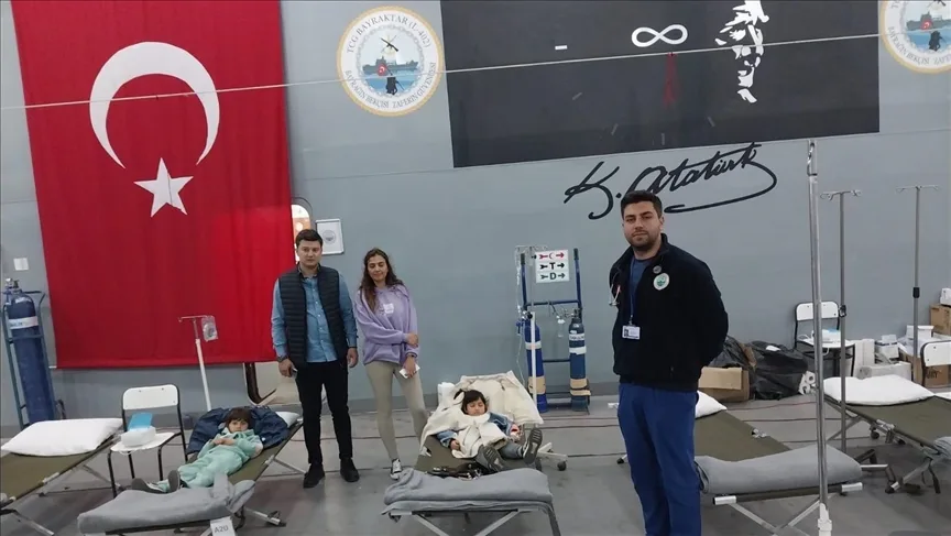 Hastaneye dönüştürülen TCG Bayraktar gemisinde sağlık hizmeti devam ediyor