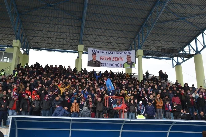 Tm Kırıkkalesporun Taraftar Grubu Tribün İsmini Değiştirdi