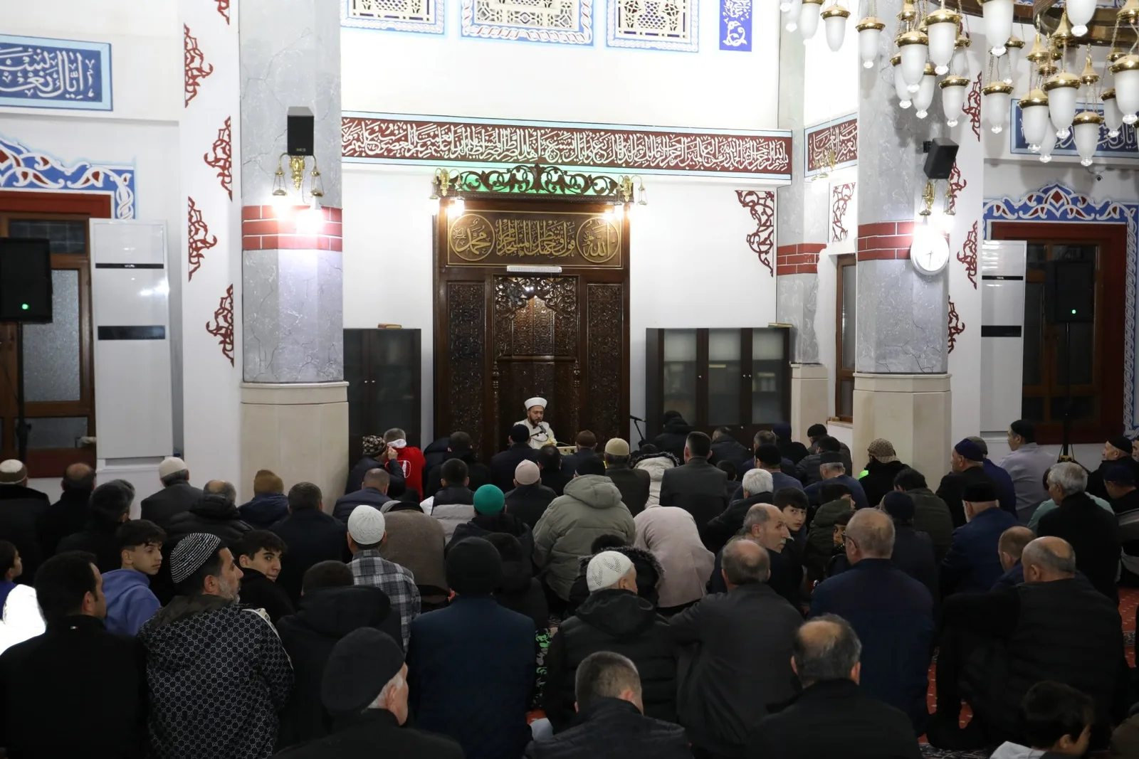Hafız Abdullah Altun sesiyle İnegöllüleri mest etti