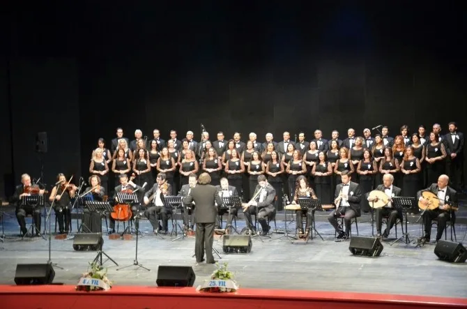 Türk Sanat Müziği Korosundan Sezon Ortası Konseri