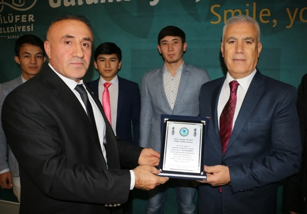 Türkiye Diyanet Vakfından Bozbeye Teşekkür Plaketi