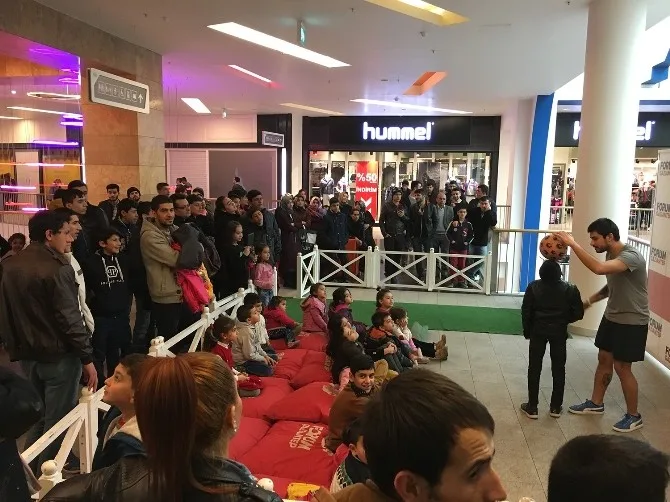 Türkiyenin En İyi Top Cambazı, Forum Gaziantepte