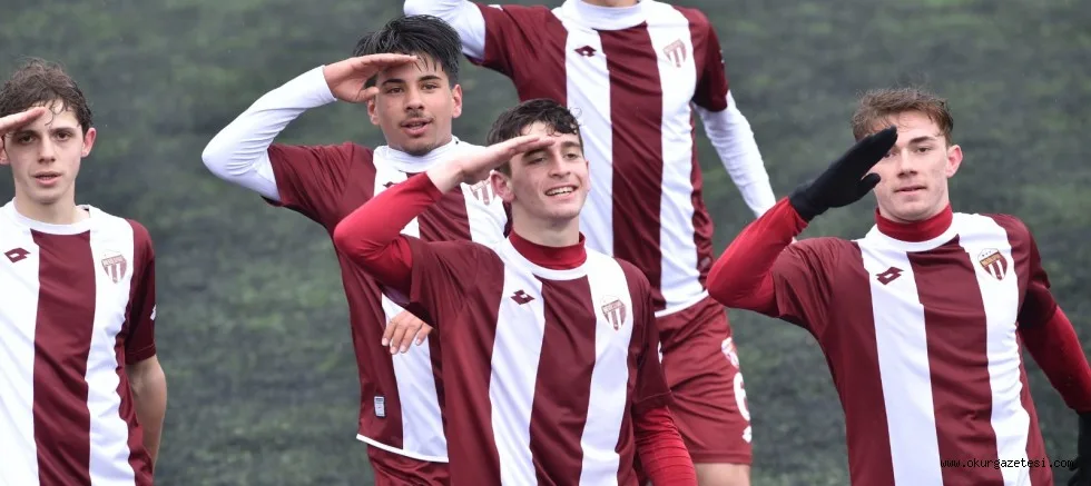 U-19'dan asker selamı