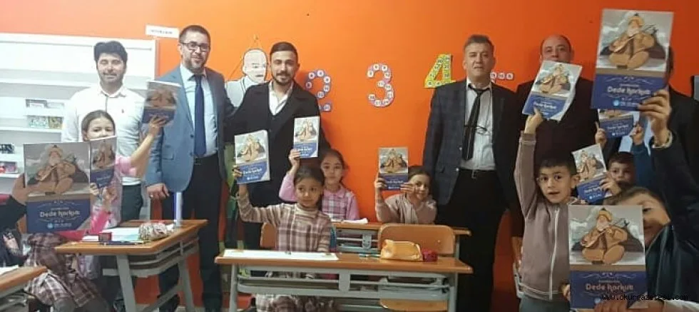 Ülkü Ocakları'nın kitapları okullarda