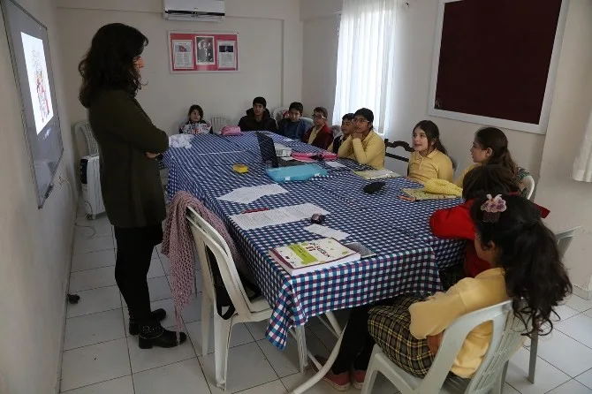 Urlada Çocuklar İçin İnsan Hakları Eğitimi