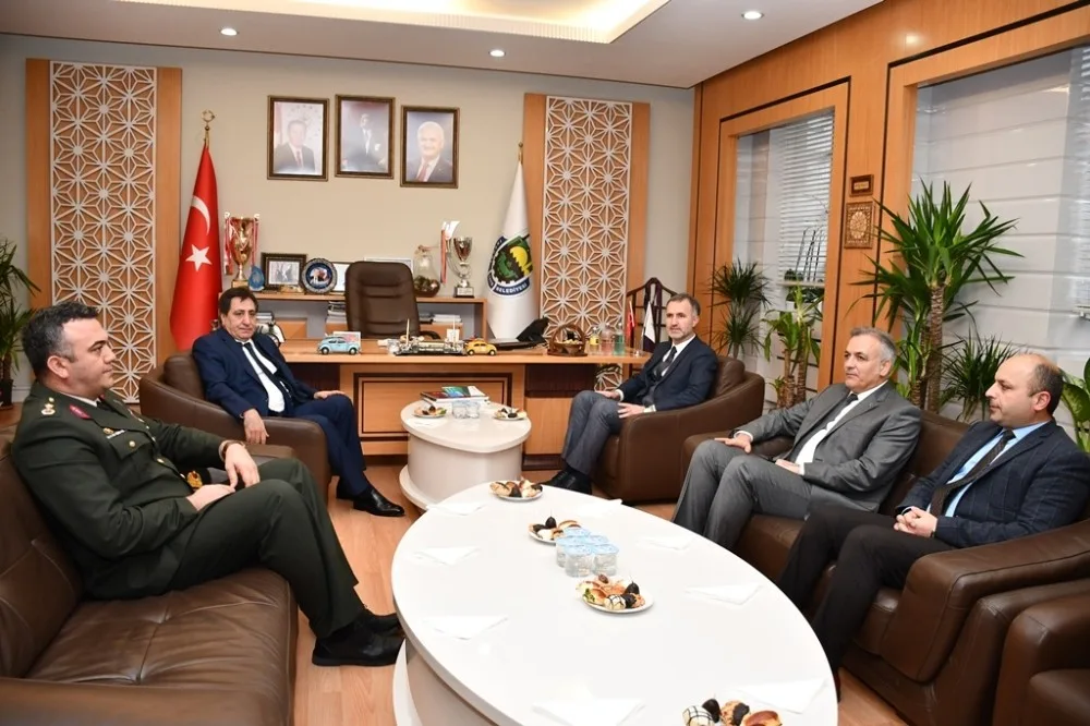 Vali Küçükten Başkan Tabana İade-İ Ziyaret