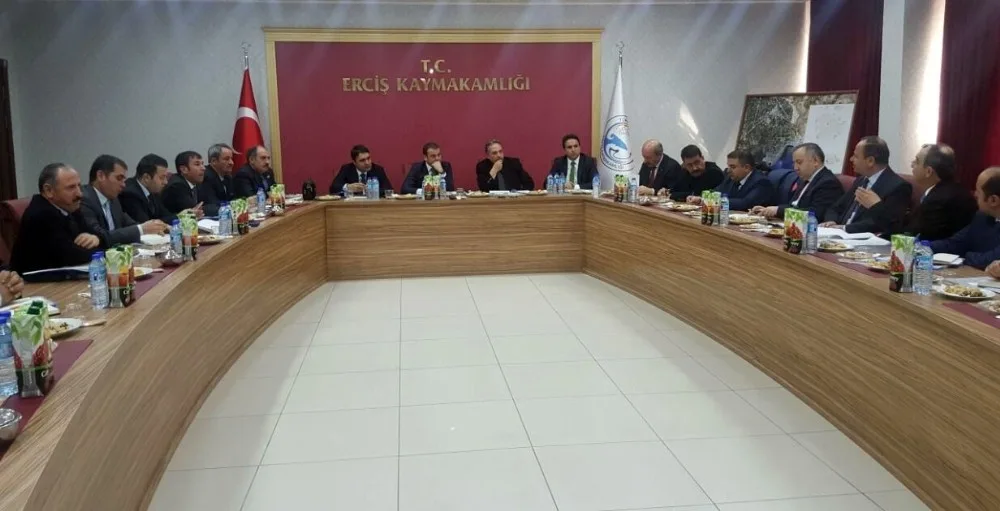 Van Büyükşehir Belediyesinden Ercişe Çıkarma