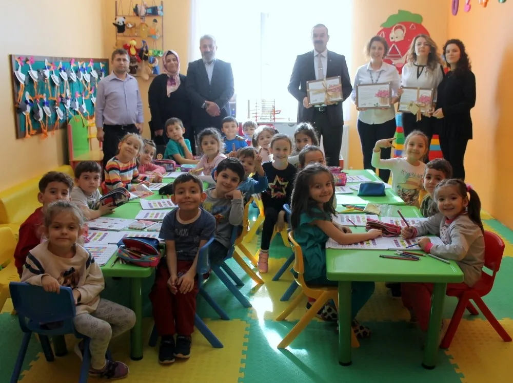 Veliler Lösemi Hastaları İçin Bağış Topladı