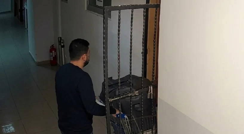 Adli emanet hırsızları yakalandı