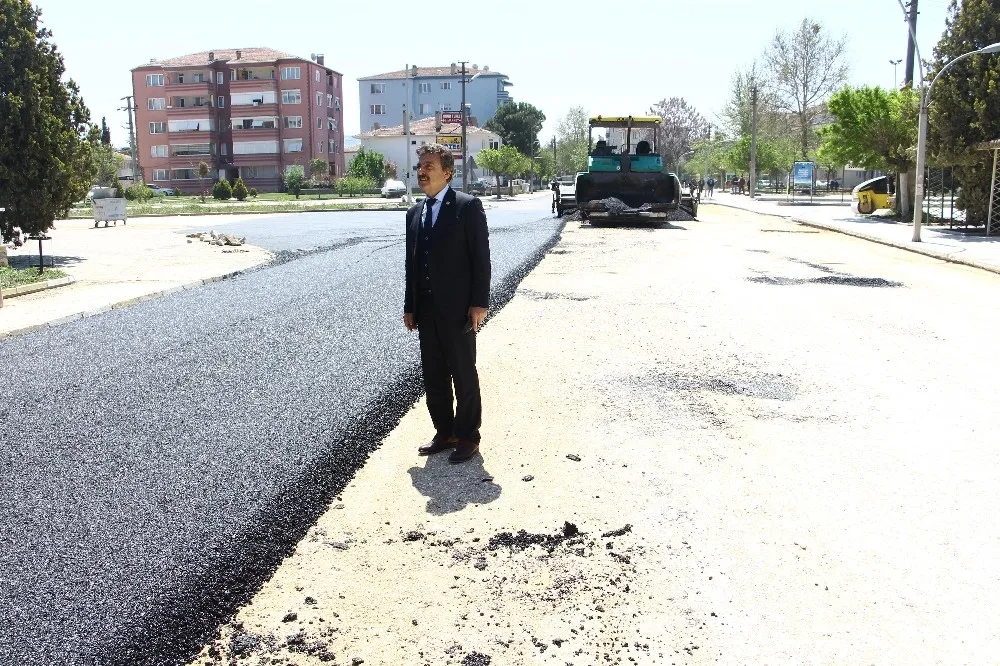 Yenişehirde Elektrik Hatları Yenileniyor