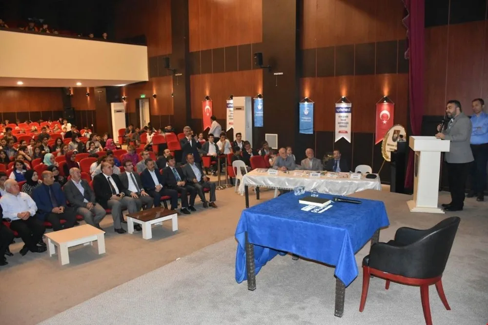 Yenişehirde Kuran Okuma Yarışması