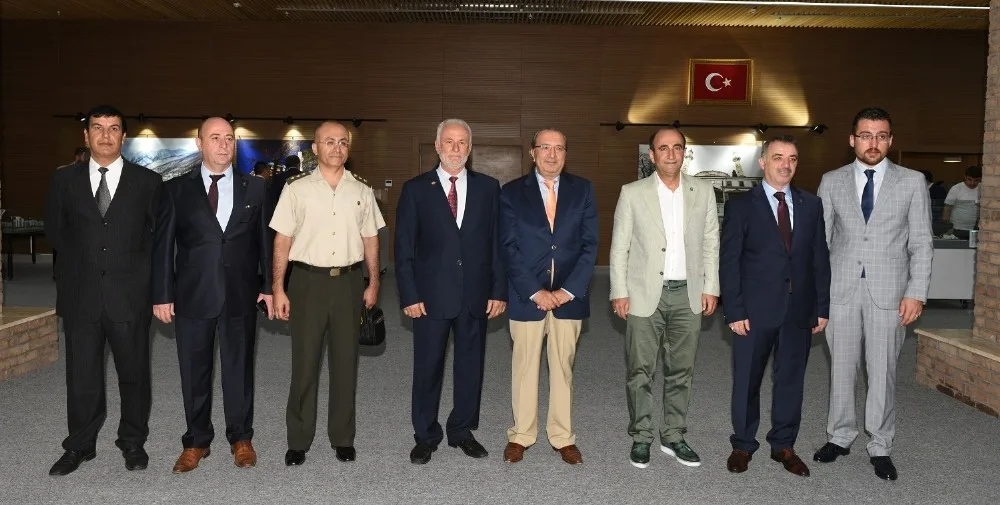 Yıldırım Ailesi Bayramlaştı