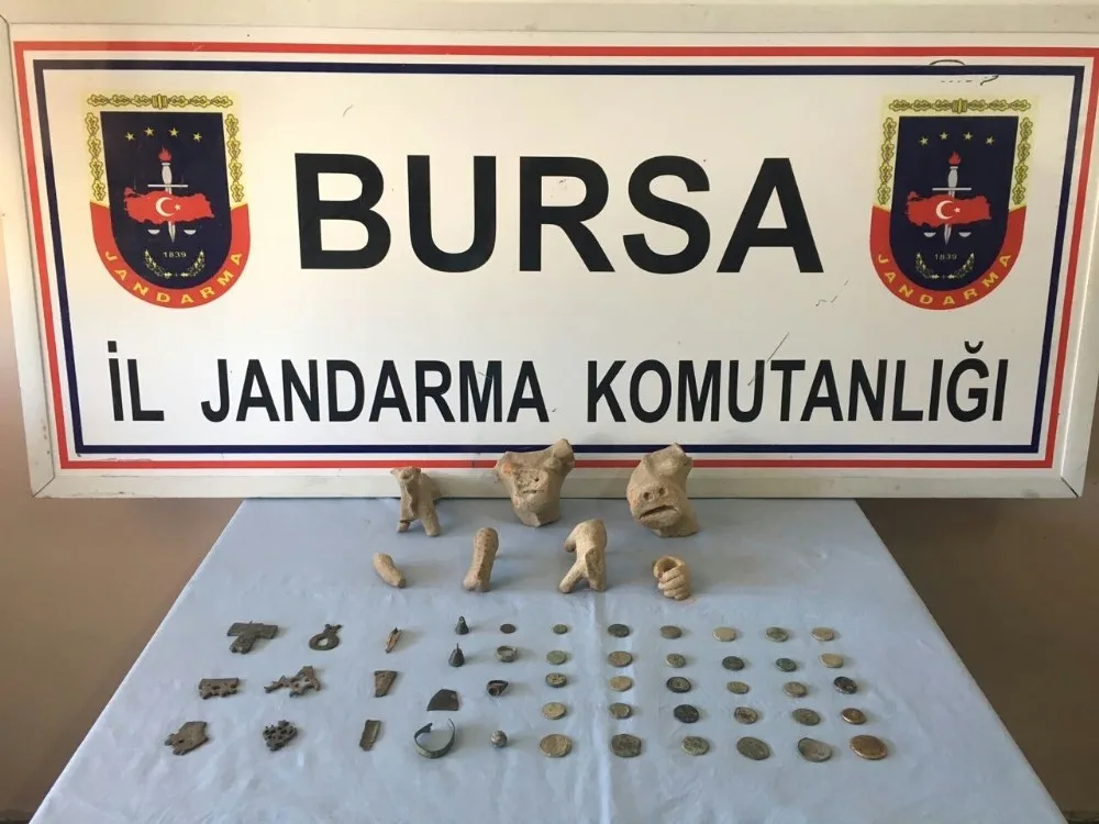 Yolcu Otobüsünde Tarihi Eser Operasyonu