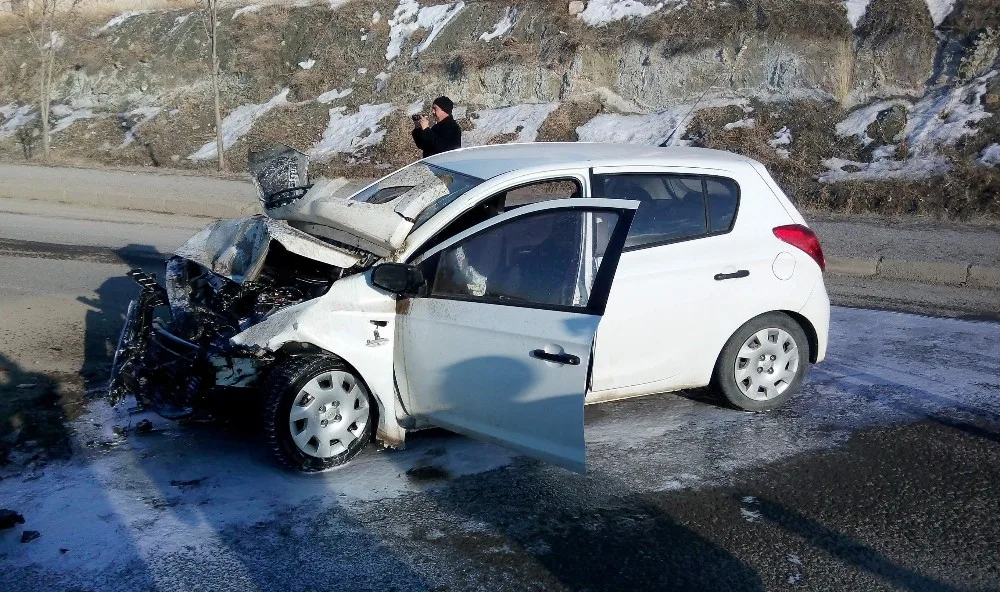 Yozgatta Trafik Kazası: 4 Yaralı