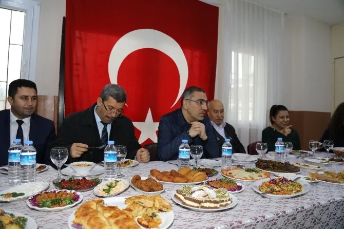 Yüreğir Belediyesinden Suriyeli Kadınlara Meslek Kursu