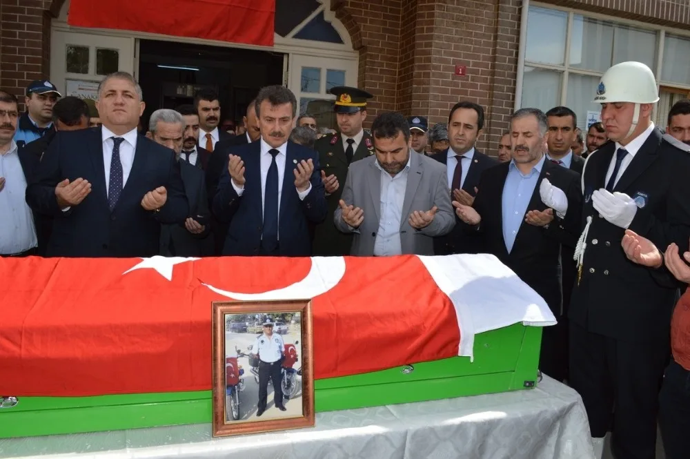 Zabıta Amirinin Ani Ölümü İlçeyi Yasa Boğdu