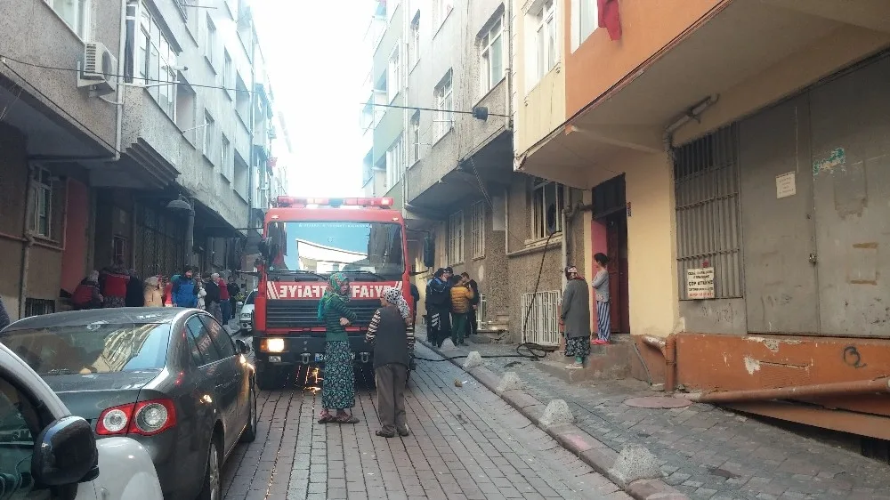 Zeytinburnunda Yangın: 1 Ölü