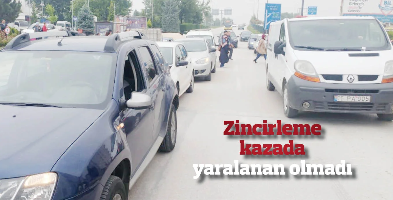 Zincirleme kazada yaralanan olmadı