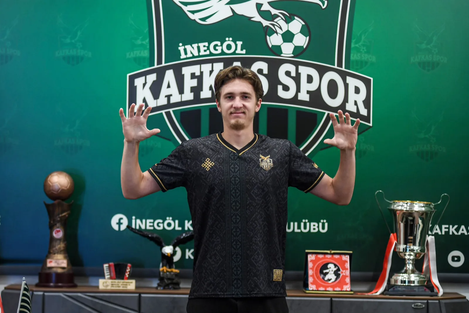 İnegöl Kafkasspor, Genç Yetenek Poyraz Gelen'i Kadrosuna Kattı